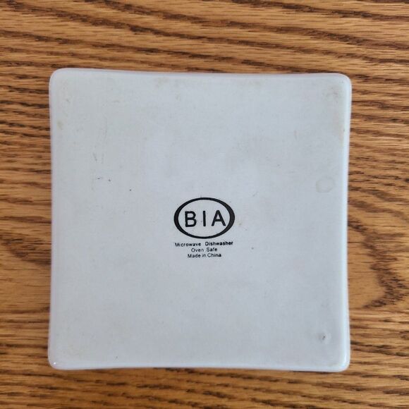 Bia Christmas Motif Holly Leaves and Berries Mini Plate Platter Dish - Picture 6 of 8